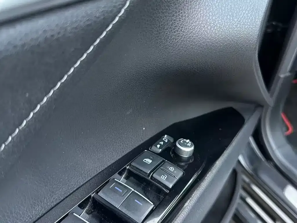 Toyota Camry 2022 из CN, фото 4