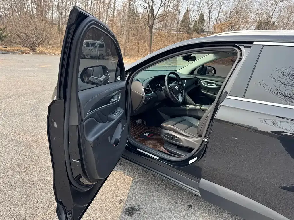 Buick Enclave 2021 из CN, фото 8