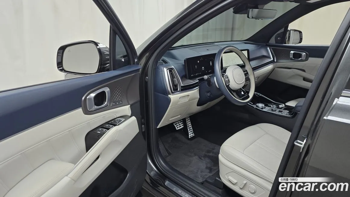 Kia Sorento — фото 10