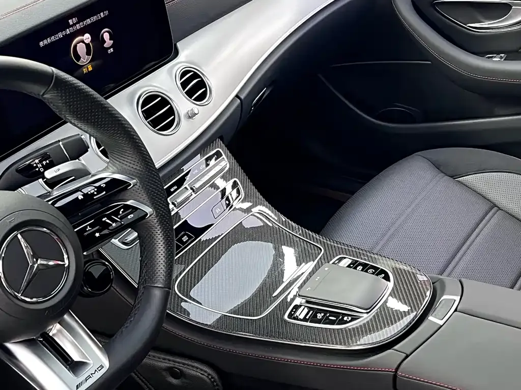 Mercedes-Benz E-Class AMG — фото 5