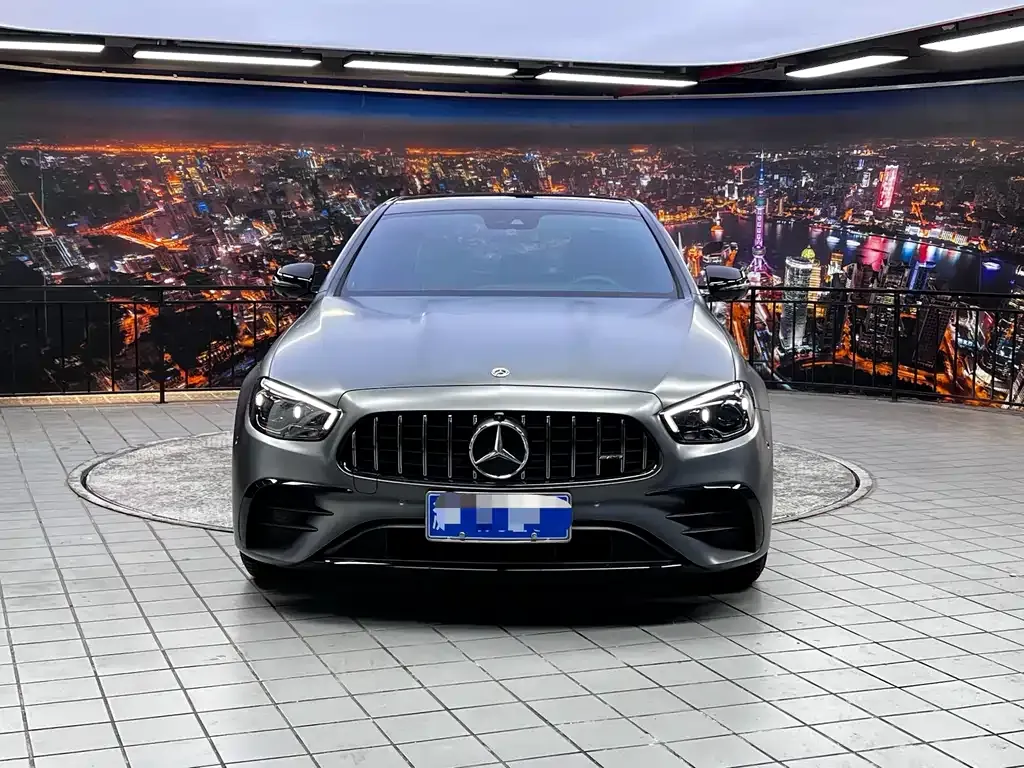 Mercedes-Benz E-Class AMG — фото 9