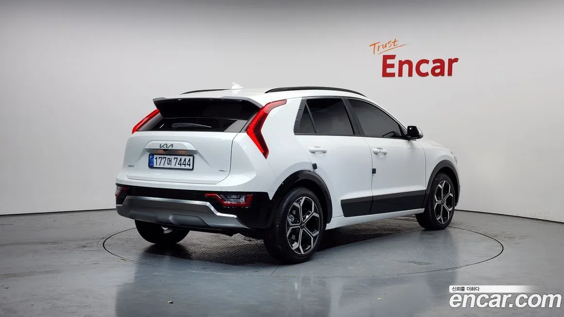 Kia Niro — фото 2