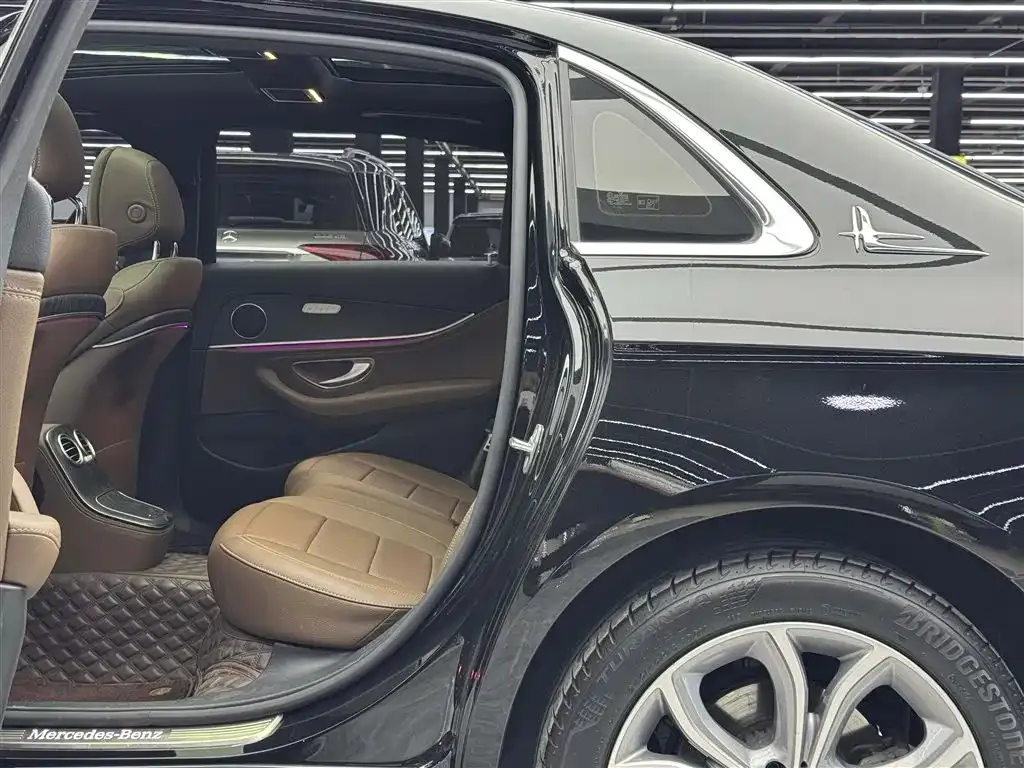 Mercedes-Benz E-Class 2023 из CN, фото 6