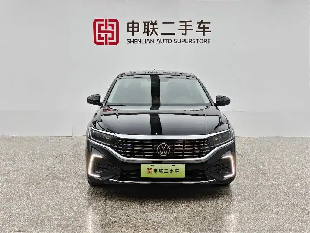 Volkswagen Passat New Energy — фото 9
