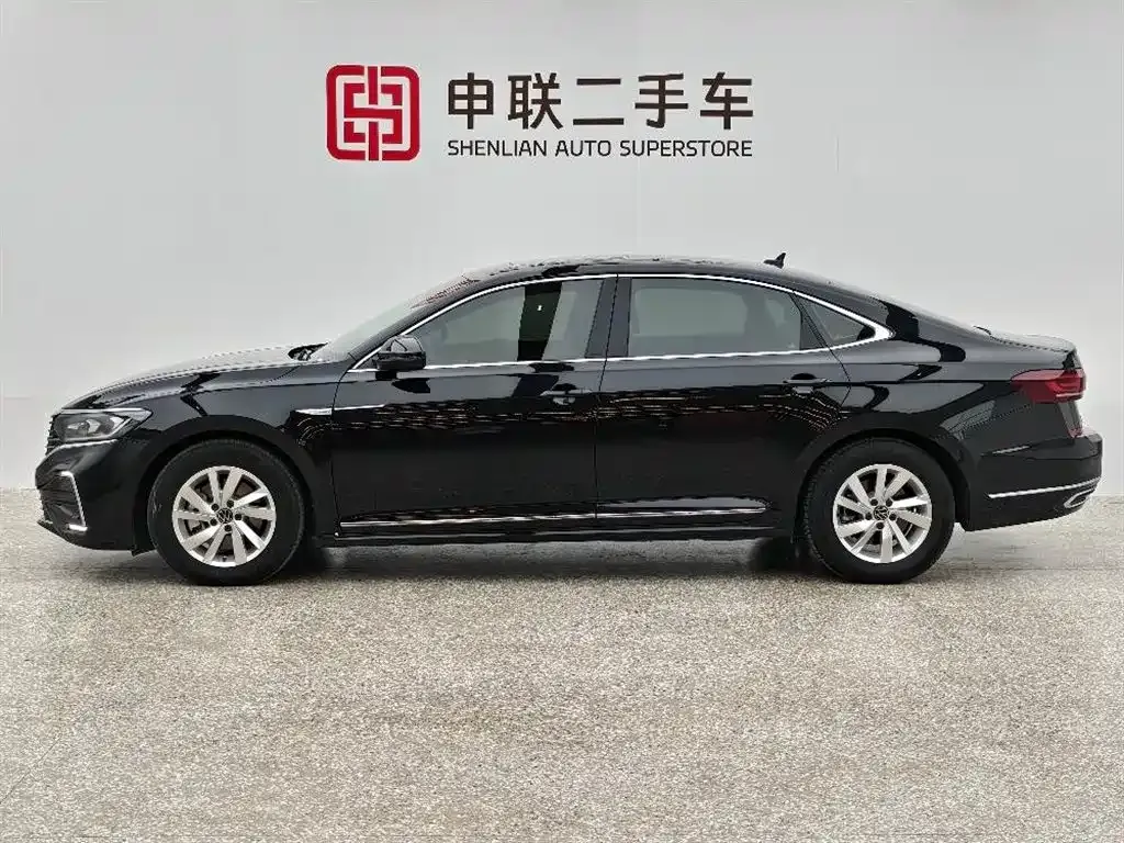Volkswagen Passat New Energy — фото 4