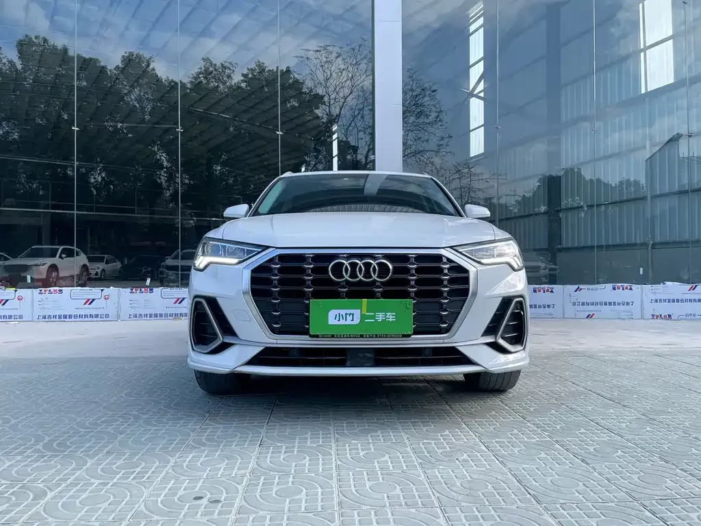 Audi Q3 — фото 5