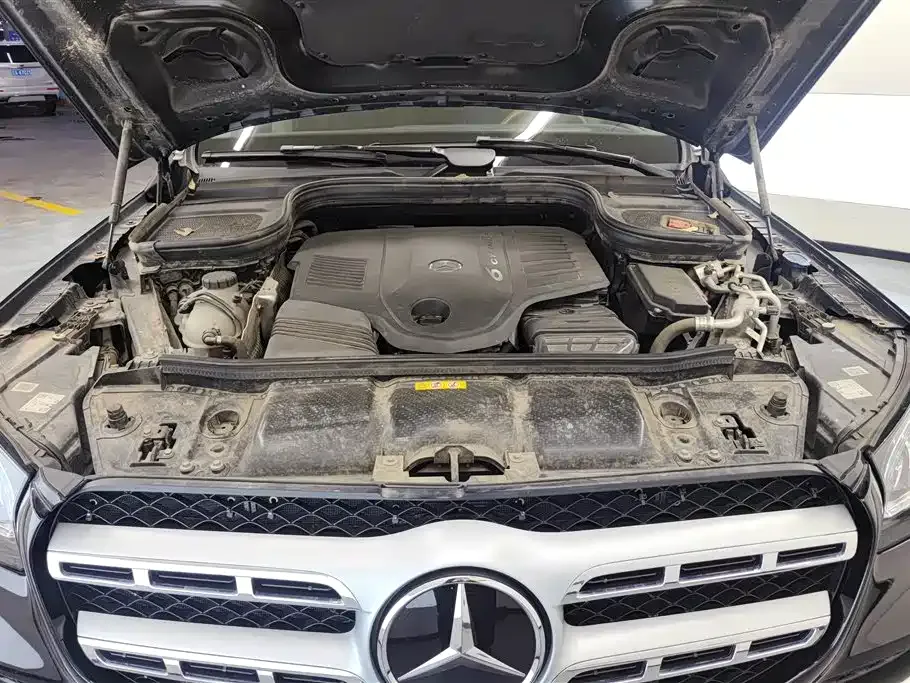 Mercedes-Benz GLS — фото 10