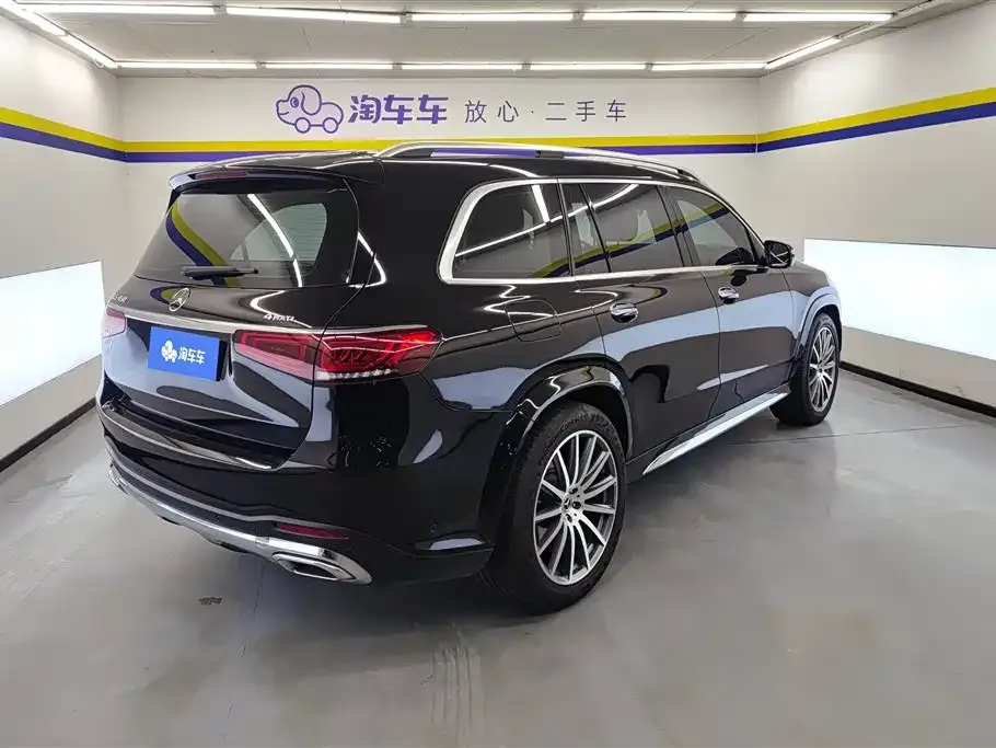 Mercedes-Benz GLS — фото 9