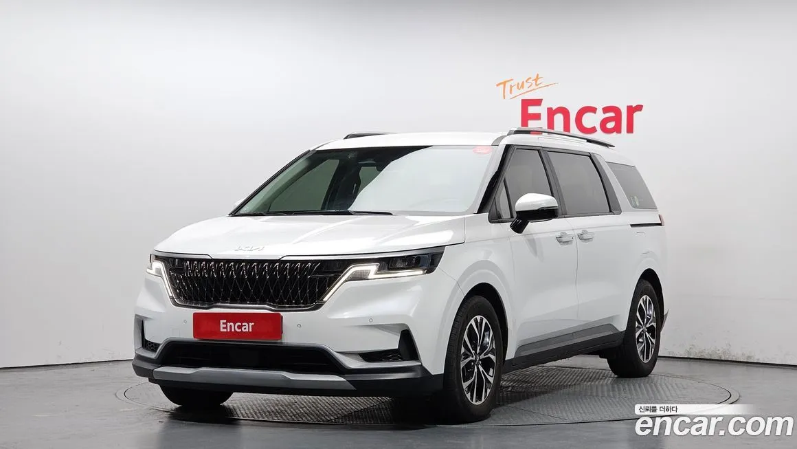 Kia Carnival 2023 из KR, фото 1