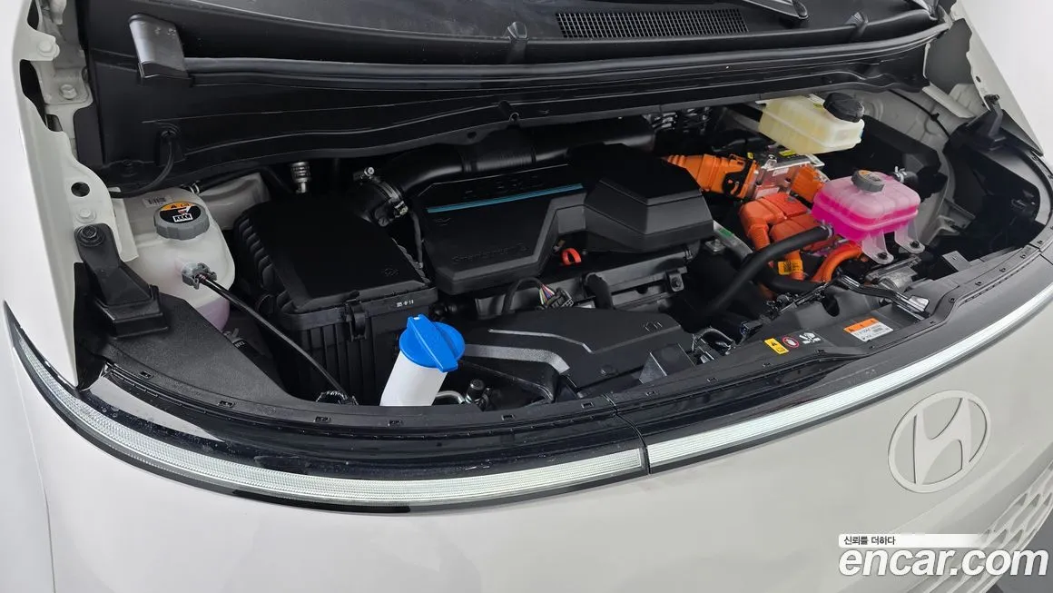Hyundai Staria 2025 из KR, фото 10
