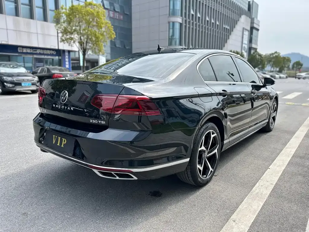 Volkswagen Magotan 2023 из CN, фото 9