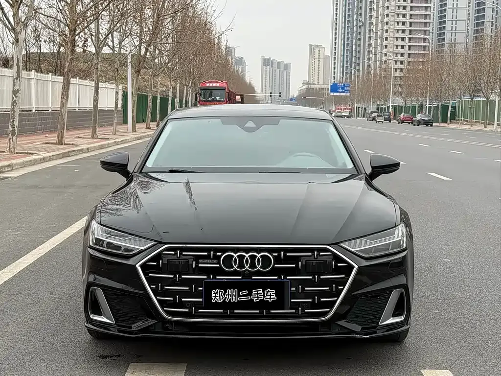 Audi A7L 2023 из CN, фото 10