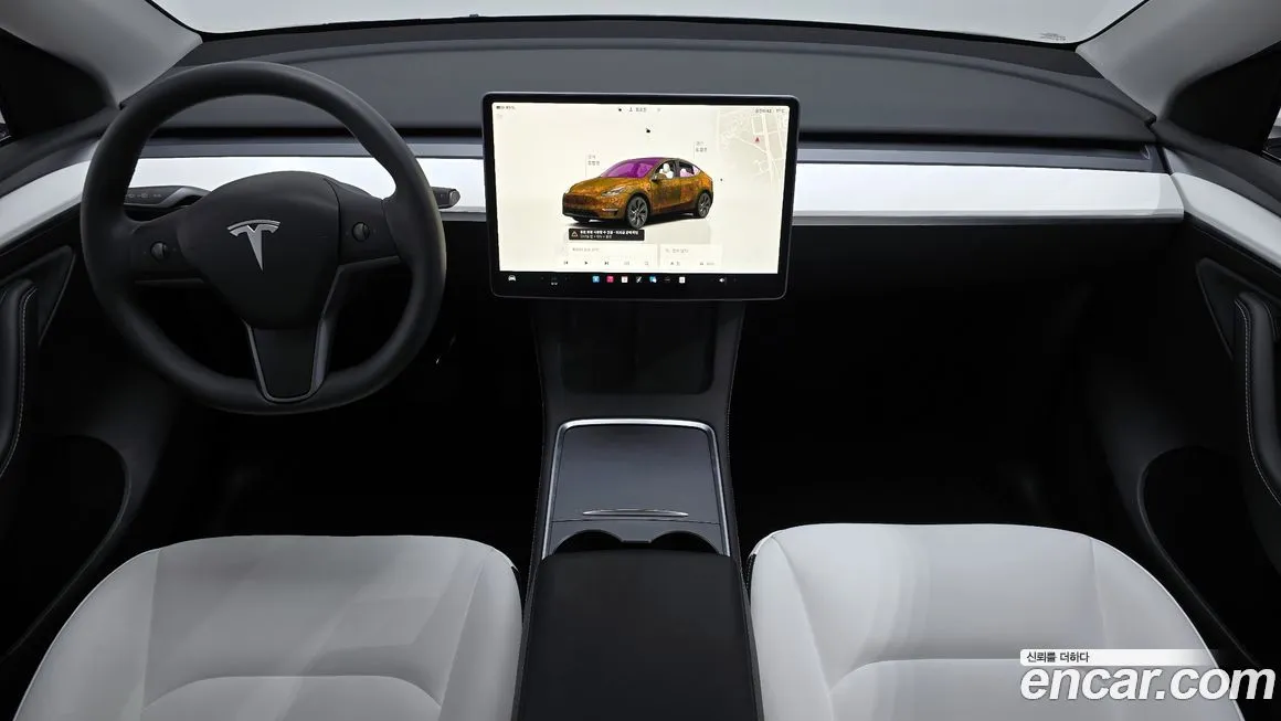 Tesla Model Y — фото 2