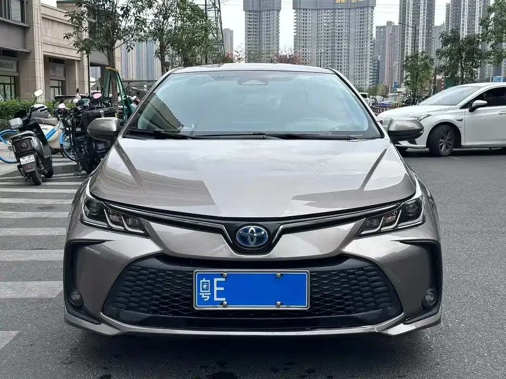 Toyota Corolla 2023 из CN, фото 9