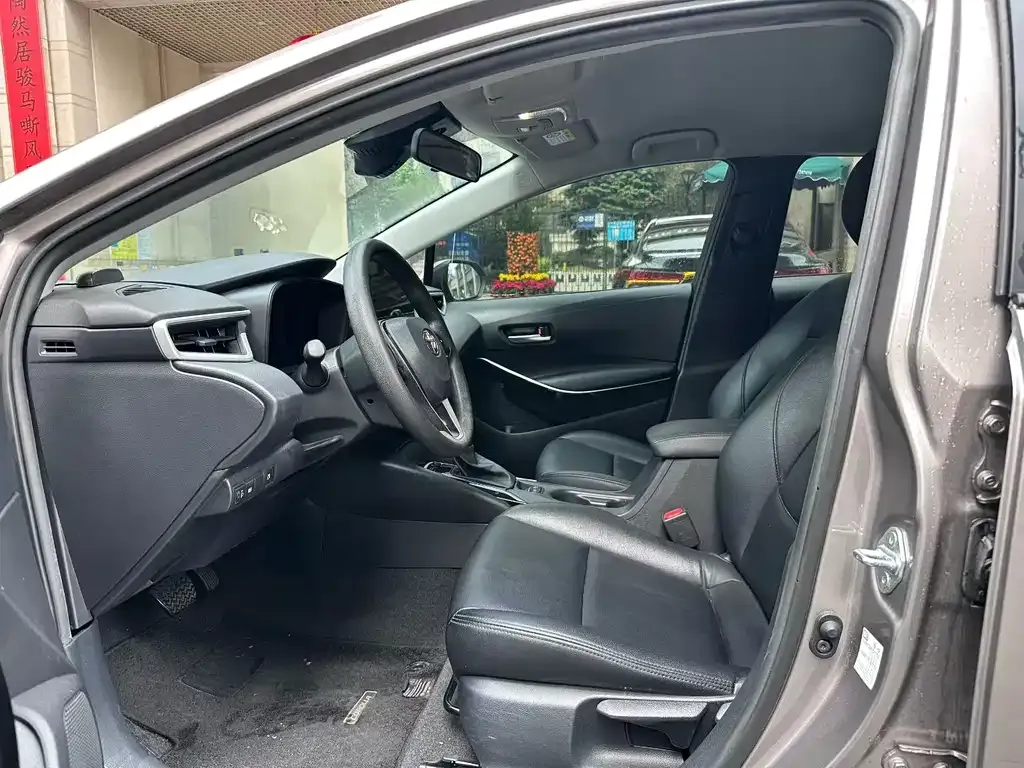 Toyota Corolla 2023 из CN, фото 8
