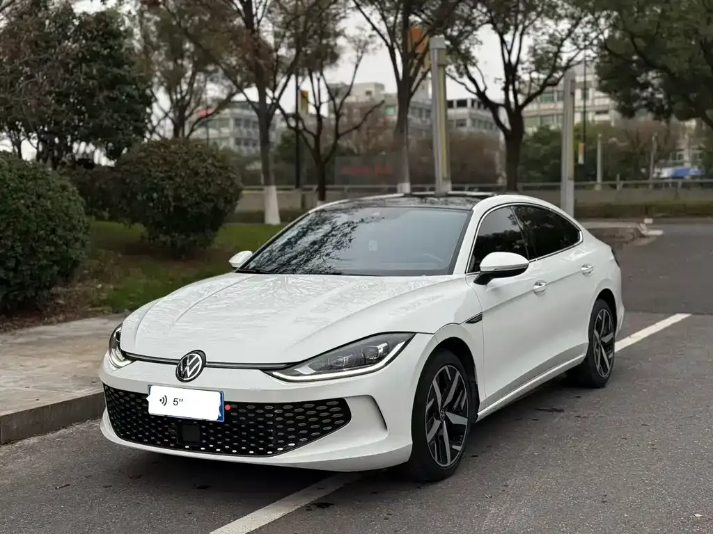 Volkswagen Lamando 2024 из CN, фото 1