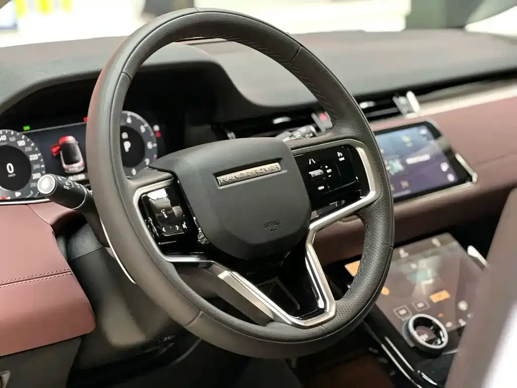 Land Rover Evoque 2023 из CN, фото 6