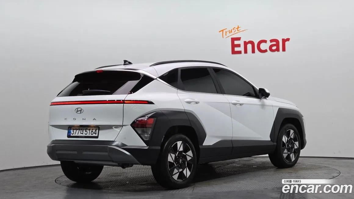 Hyundai Kona — фото 6