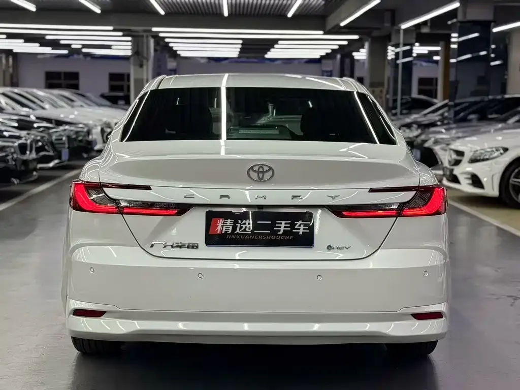 Toyota Camry 2024 из CN, фото 8