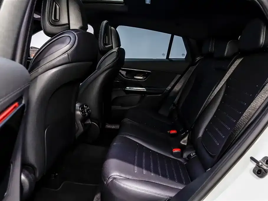 Mercedes-Benz GLC Coupe 2025 из CN, фото 7