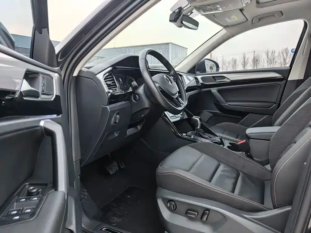 Volkswagen Tayron 2022 из CN, фото 4
