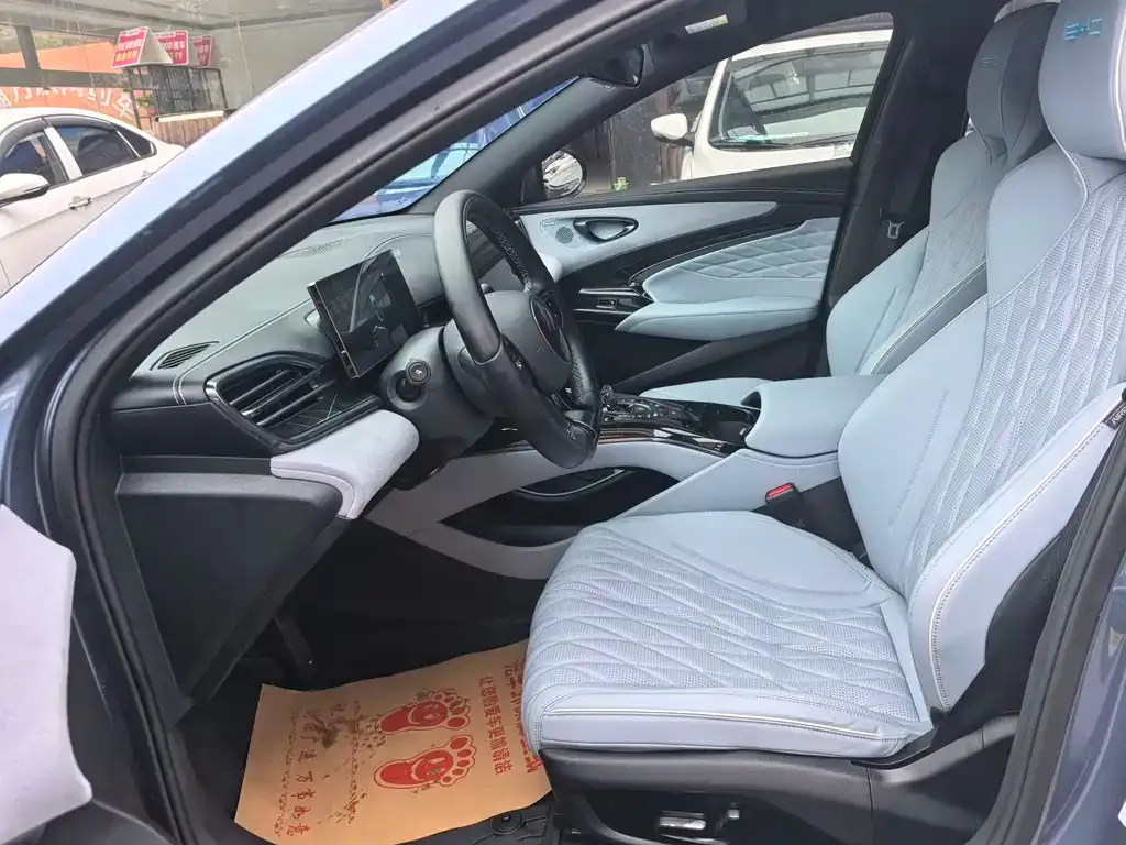 BYD Seal — фото 6