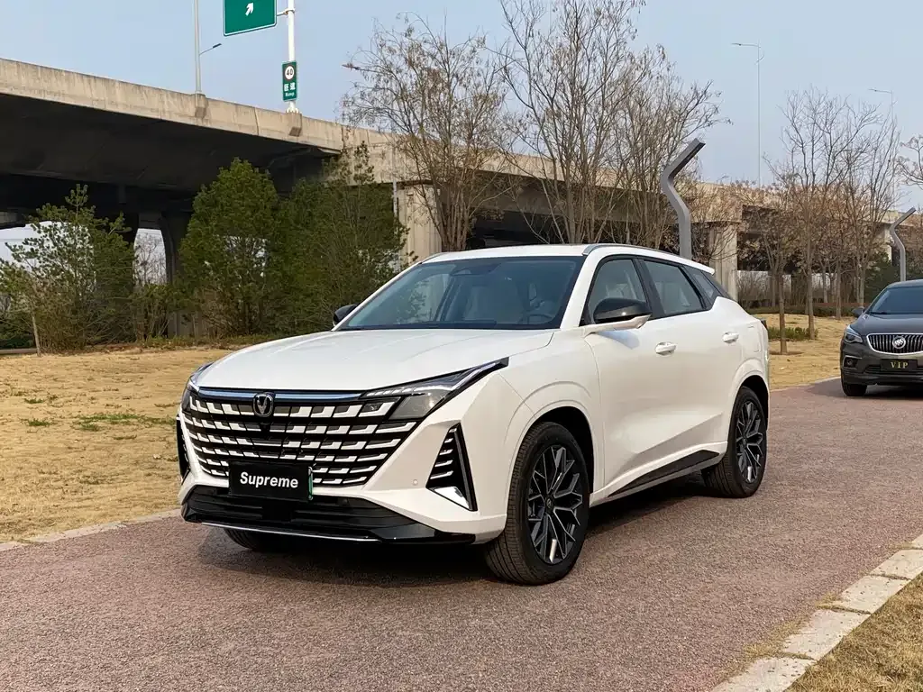 Changan UNI-Z New Energy 2026 из CN, фото 1