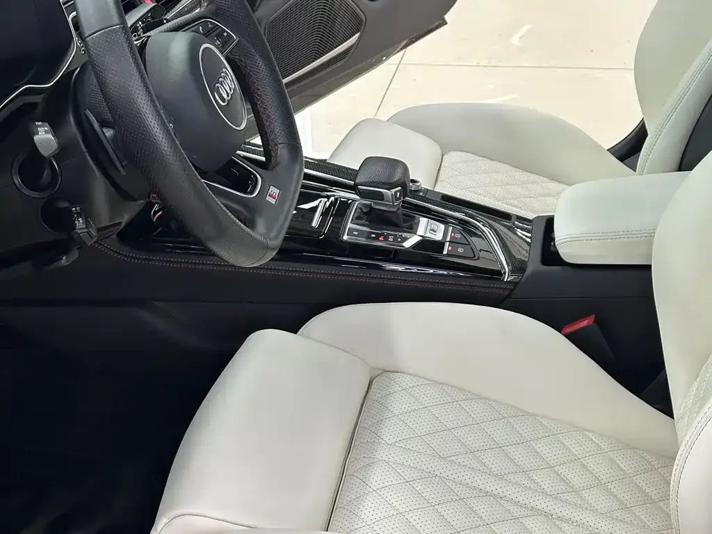 Audi S4 2023 из CN, фото 5