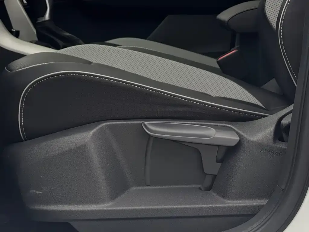 Volkswagen T-Roc 2023 из CN, фото 10