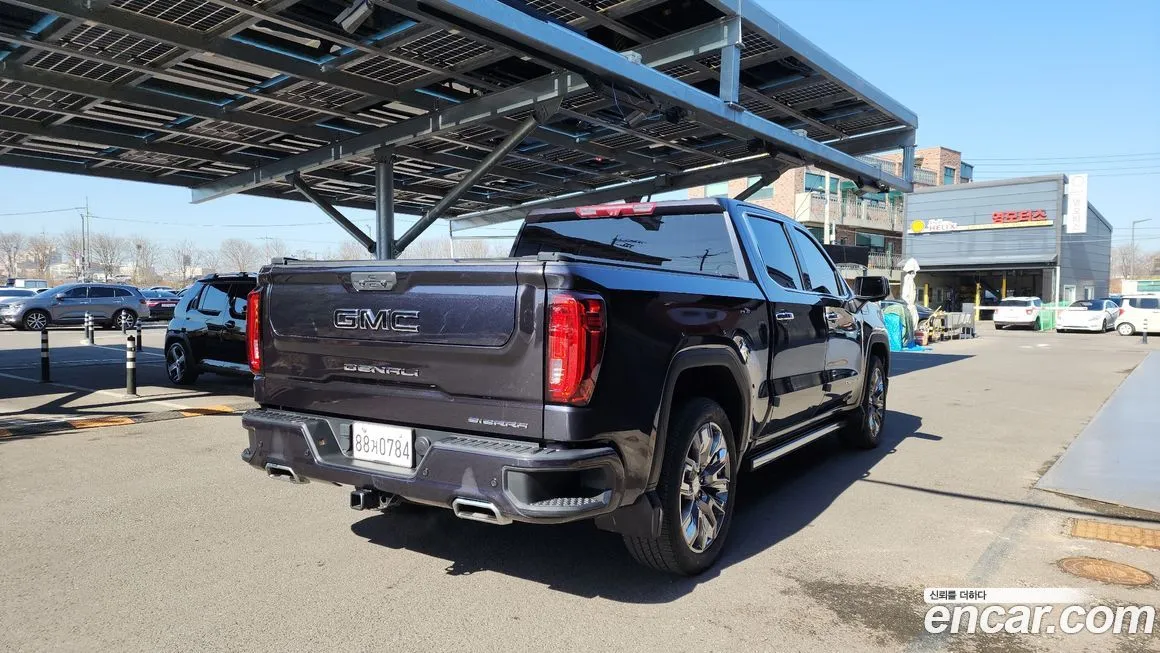 GMC Sierra 2023 из KR, фото 10