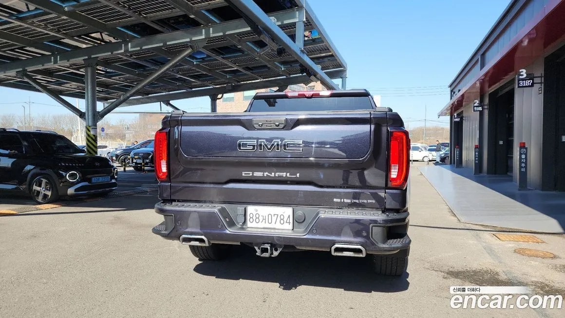 GMC Sierra 2023 из KR, фото 7