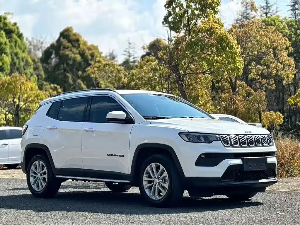 Jeep Compass 2022 из CN, фото 8