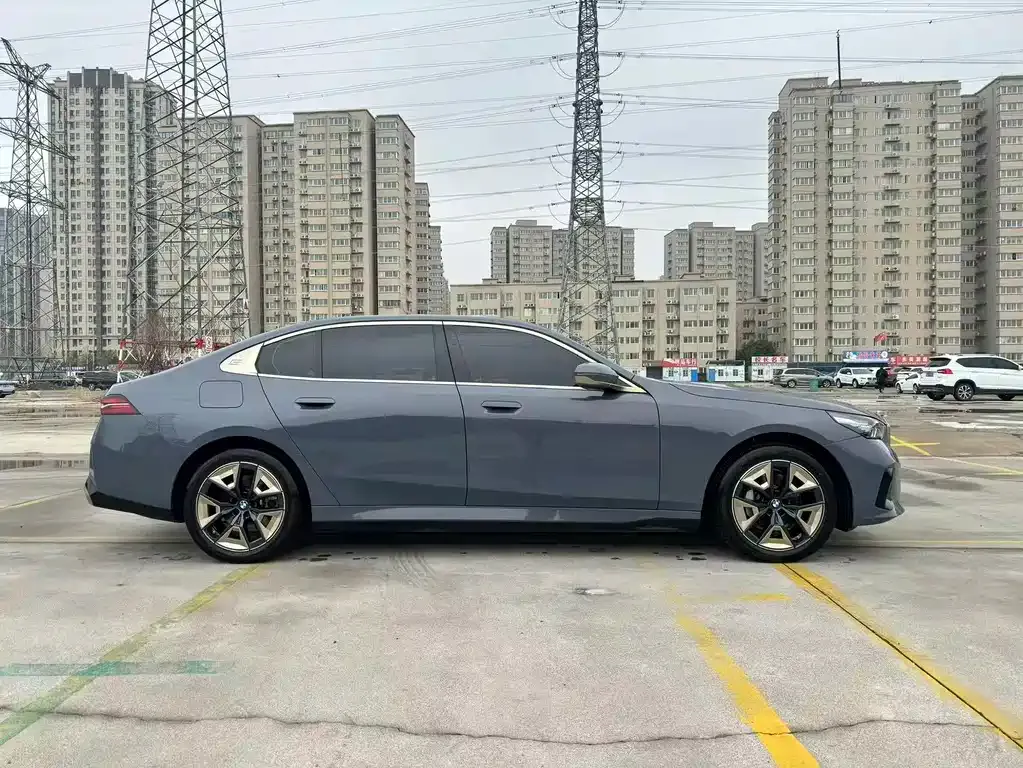 BMW i5 2024 из CN, фото 8