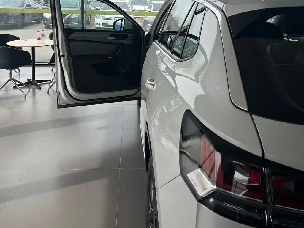 Volkswagen Tayron 2023 из CN, фото 7