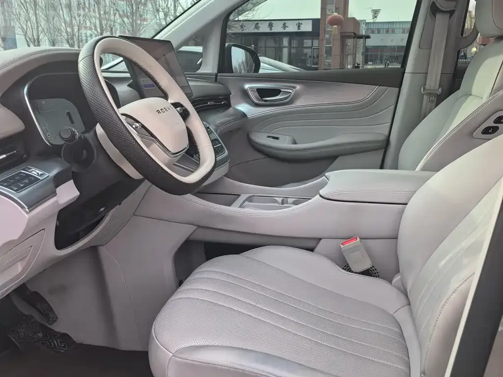 Roewe iMAX8 New Energy 2025 из CN, фото 3