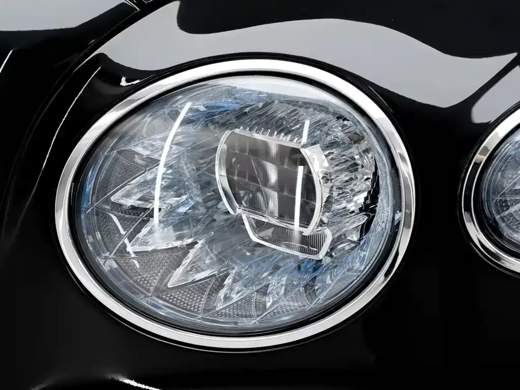 Bentley Flying Spur 2026 из CN, фото 3