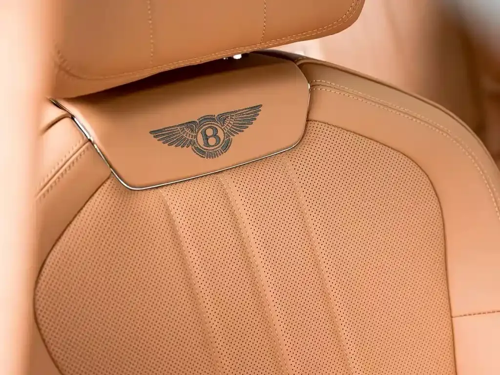 Bentley Flying Spur 2026 из CN, фото 7