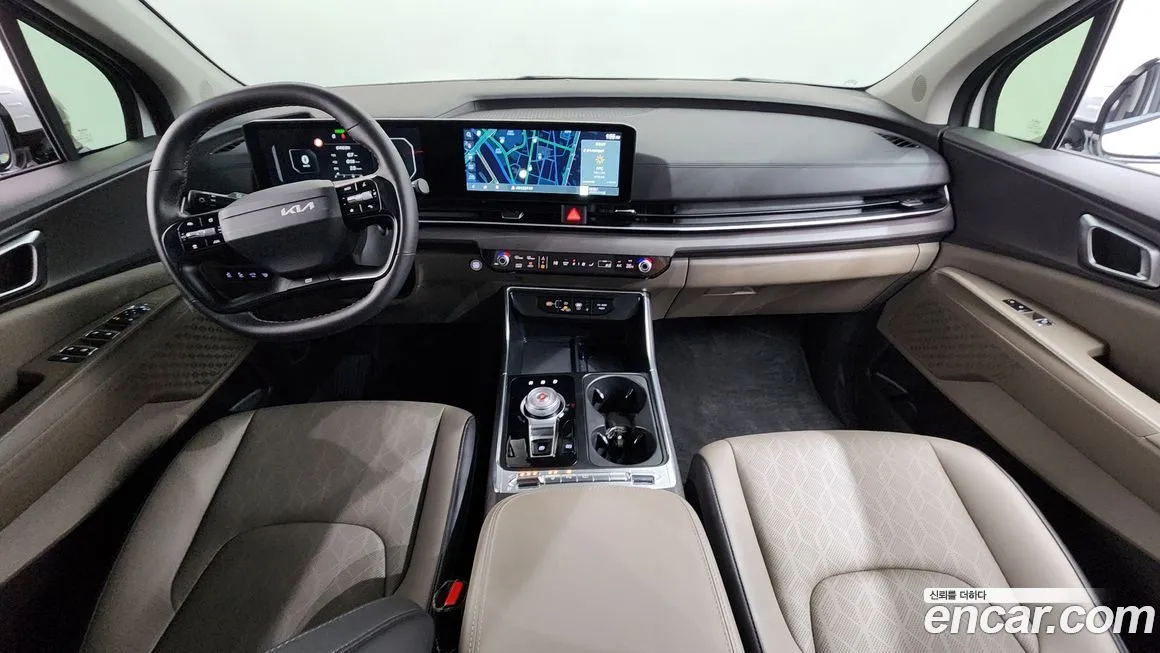 Kia Carnival — фото 9