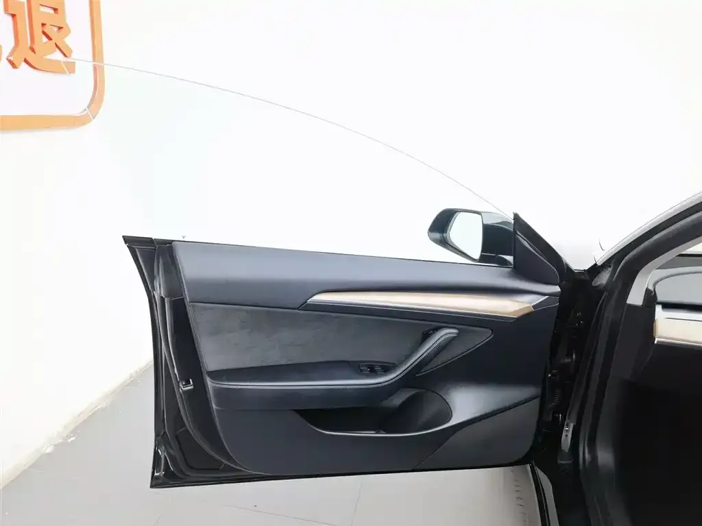 Tesla Model 3 2022 из CN, фото 10