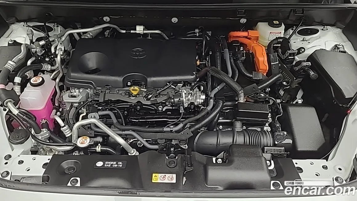 Toyota RAV4 — фото 4