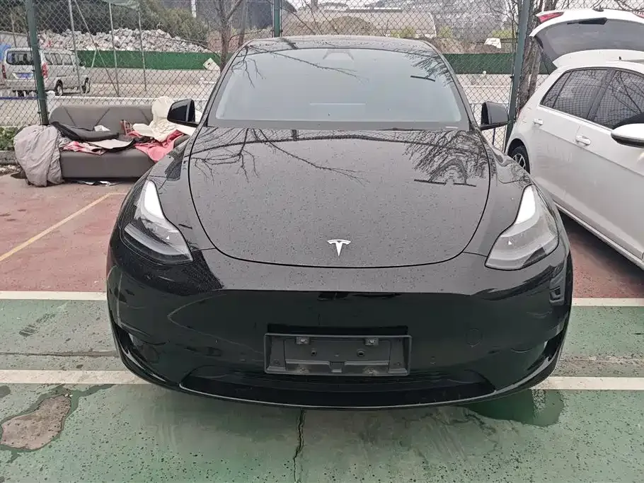 Tesla Model Y 2023 из CN, фото 9