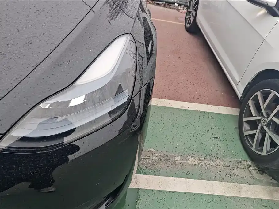 Tesla Model Y 2023 из CN, фото 5