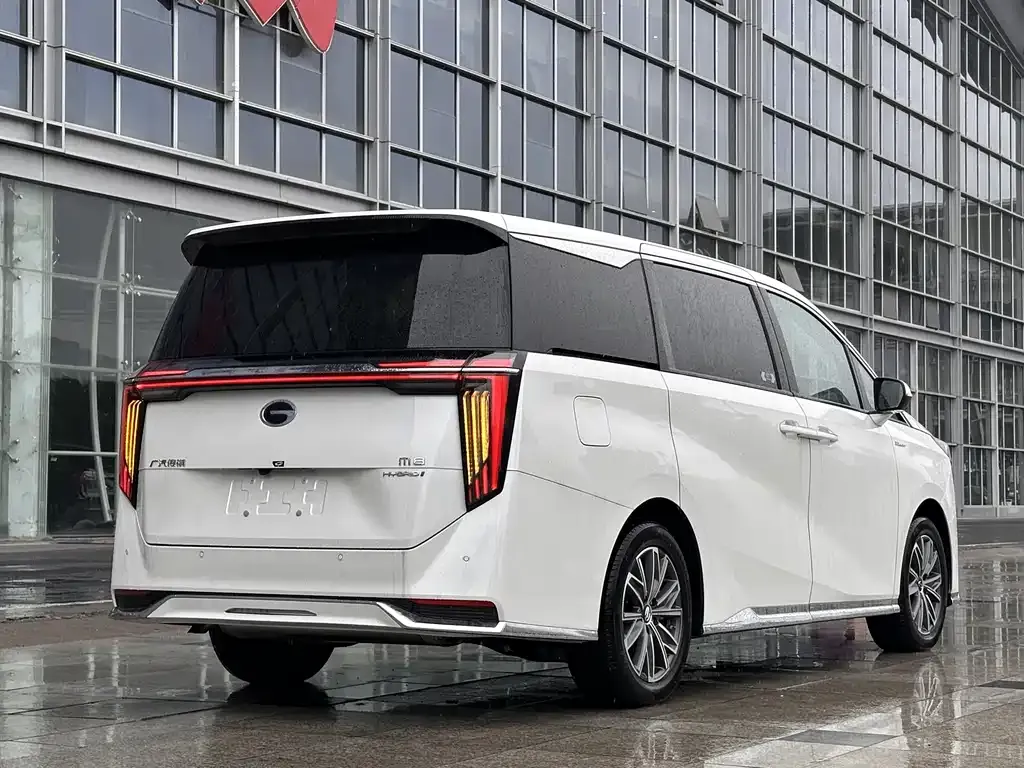 GAC Motor Trumpchi M8 — фото 2