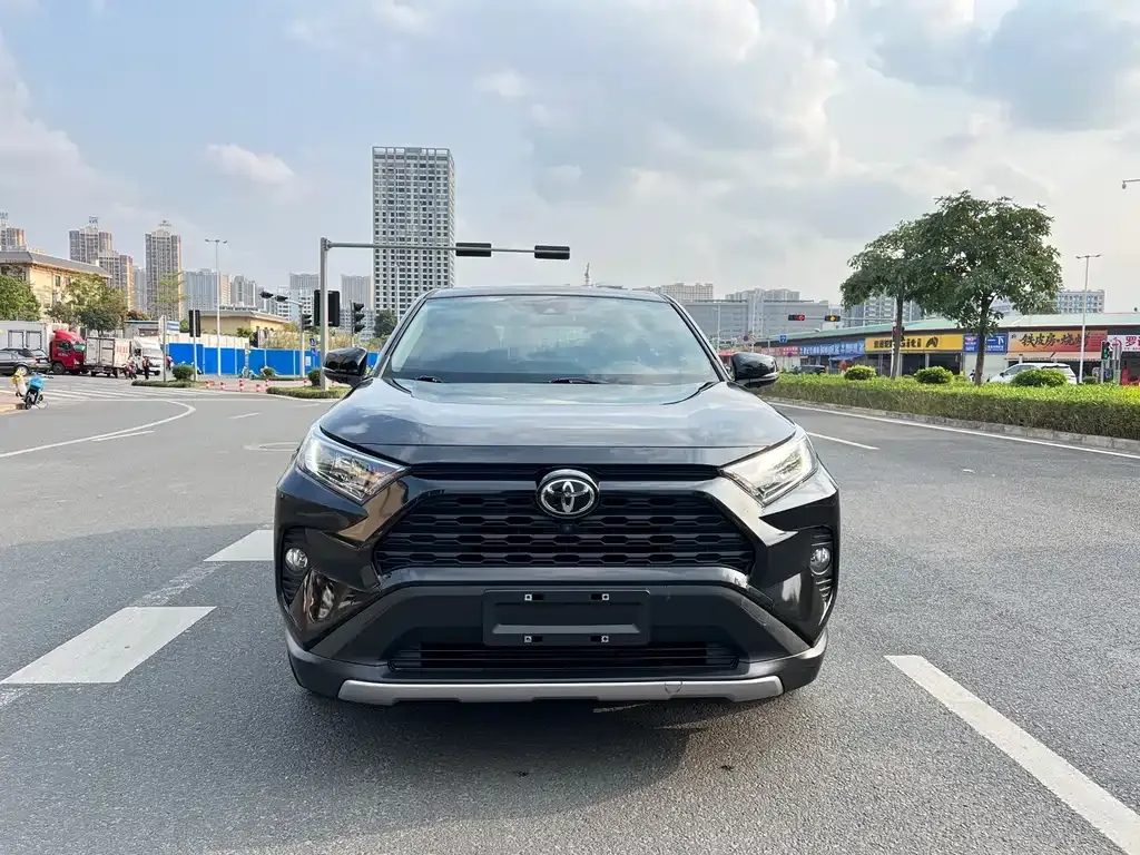 Toyota RAV4 2021 из CN, фото 10