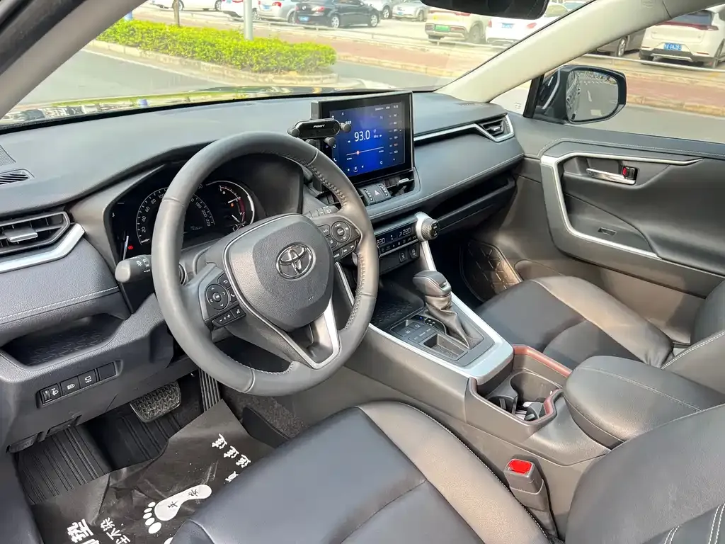 Toyota RAV4 2021 из CN, фото 5