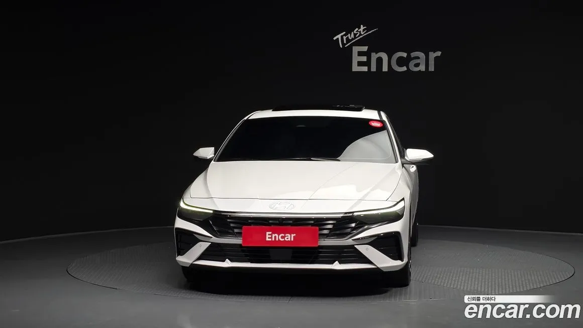 Hyundai AVANTE — фото 3
