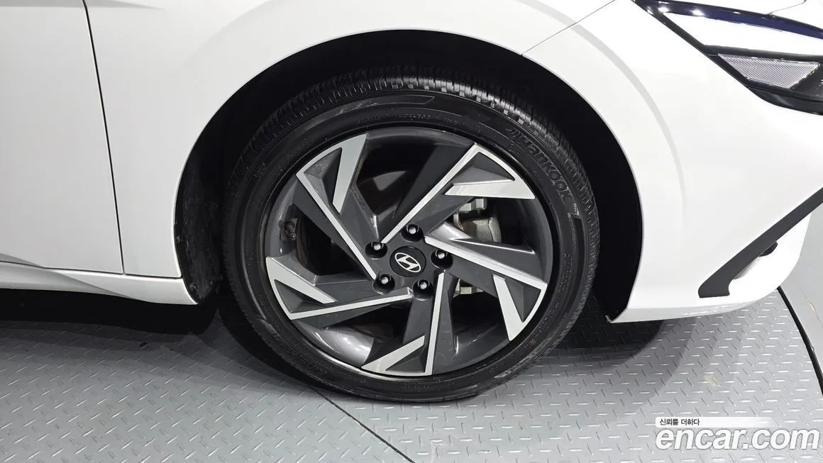 Hyundai AVANTE — фото 6
