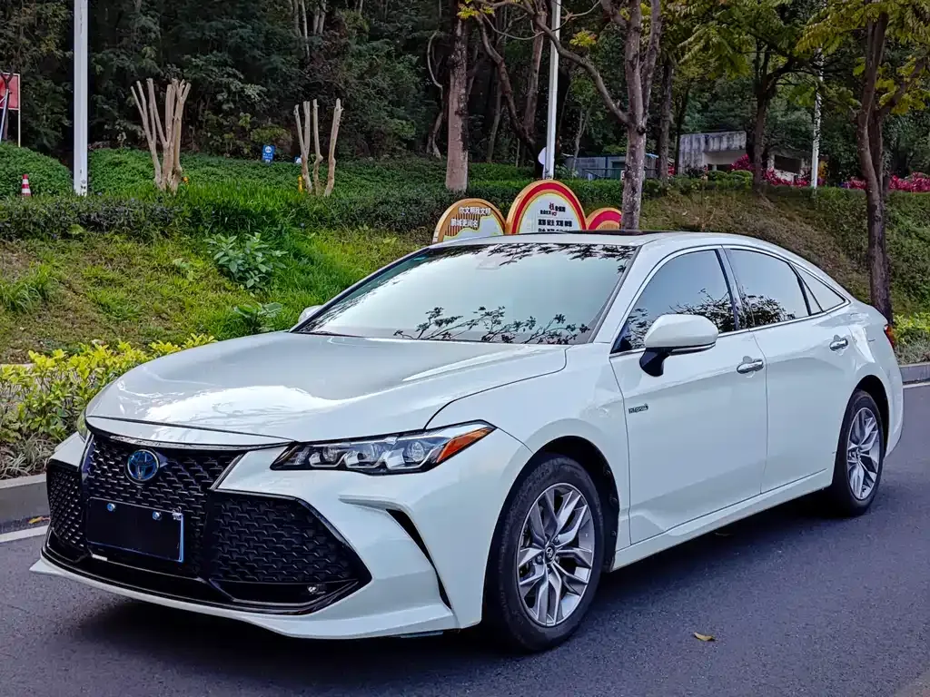 Toyota Avalon 2021 из CN, фото 8