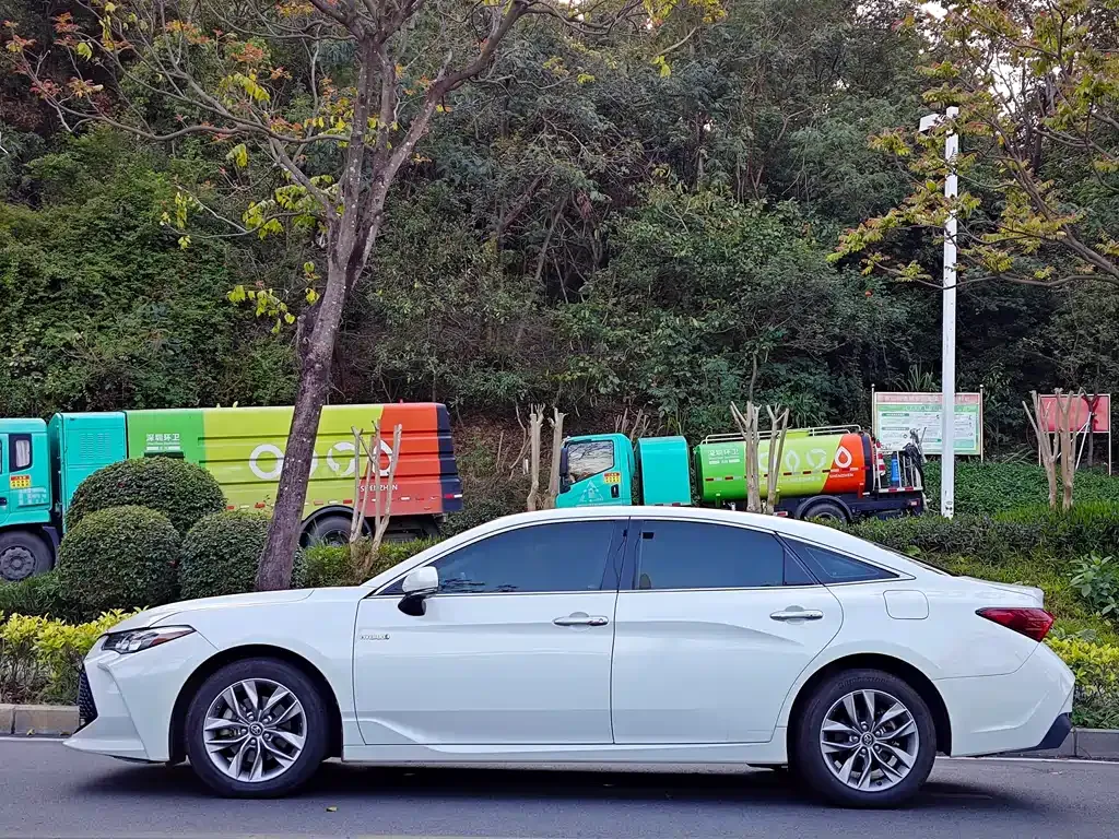 Toyota Avalon 2021 из CN, фото 10