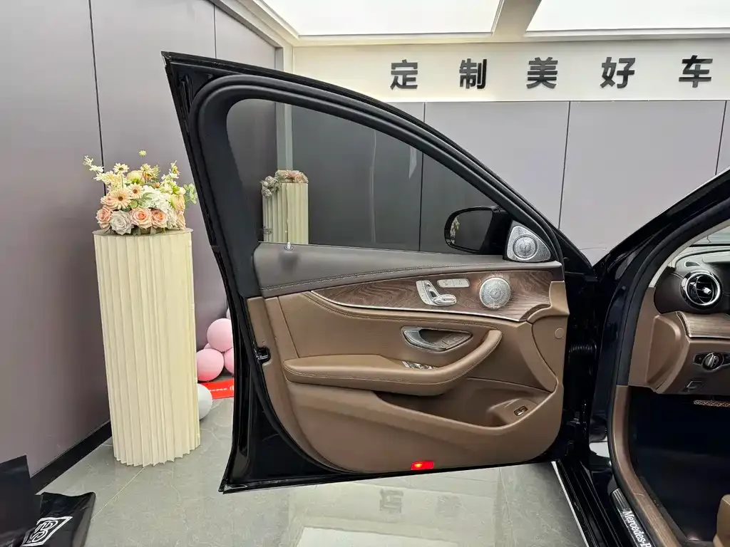 Mercedes-Benz E-Class 2023 из CN, фото 2